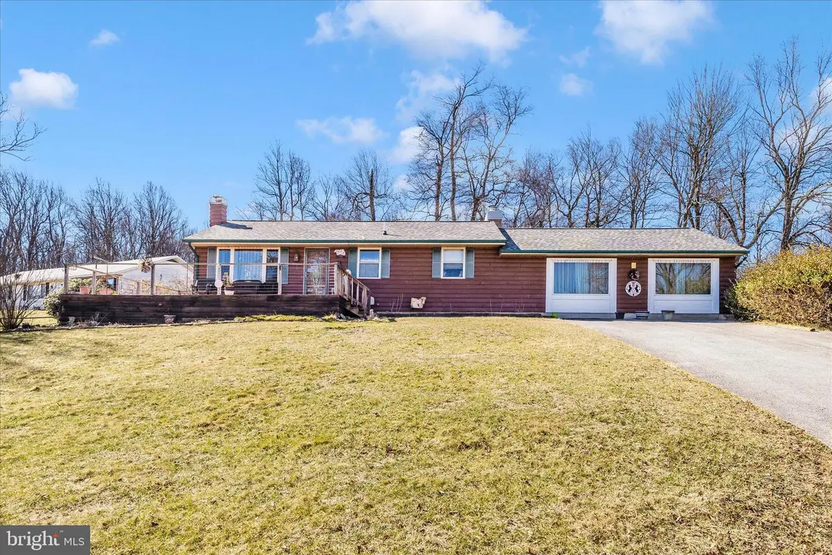 15746 Manahan Rd, Sabillasville, MD 21780 - #1