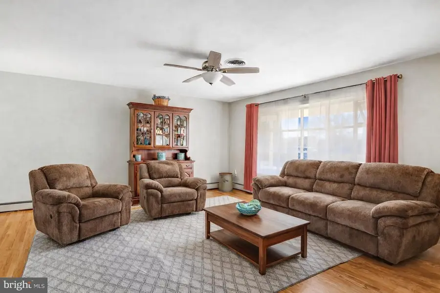 7951 Yellow Springs Rd, Frederick, MD 21702 - #2