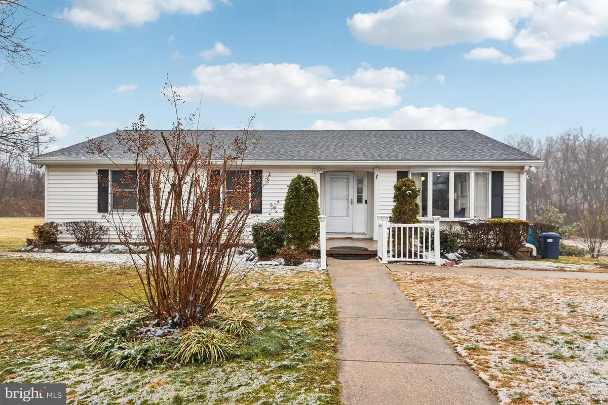 11941 South St, Libertytown, MD 21762 - #1