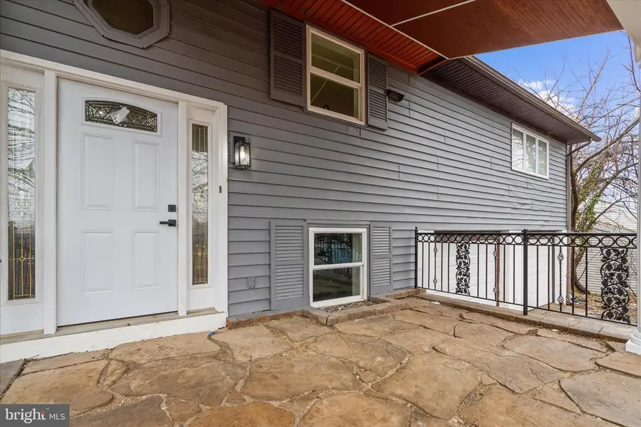 8209 Old Hagerstown Rd, Middletown, MD 21769 - #2