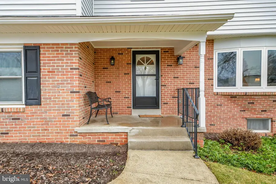 8010 Glendale Dr, Frederick, MD 21702 - #3