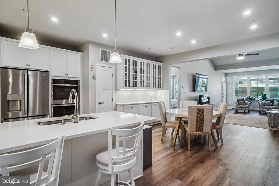6126 Dock St, Frederick, MD 21703 - #2