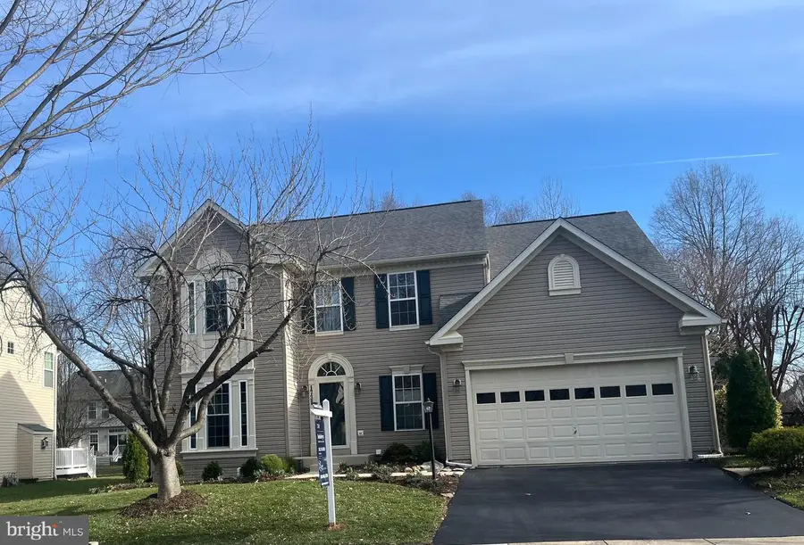 1733 Dearbought Dr, Frederick, MD 21701 - #2