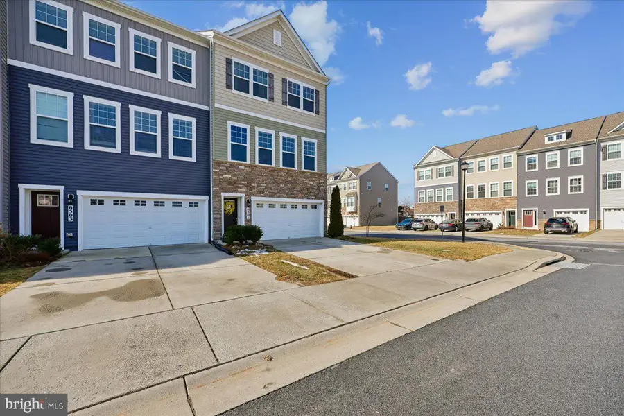 6501 Britannic Pl, Frederick, MD 21703 - #3