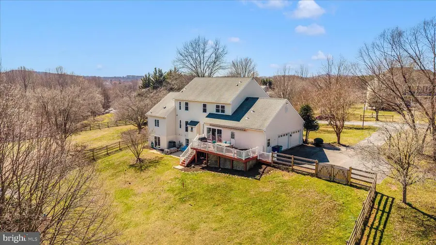 3339 Knolls Pkwy, Ijamsville, MD 21754 - #3