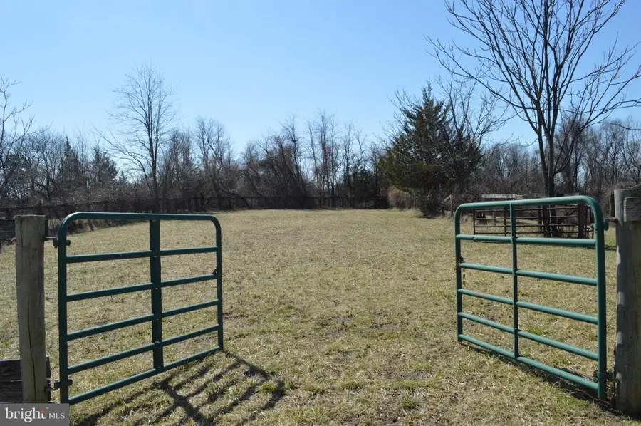 8708 Reichs Ford Rd, Frederick, MD 21704 - #3