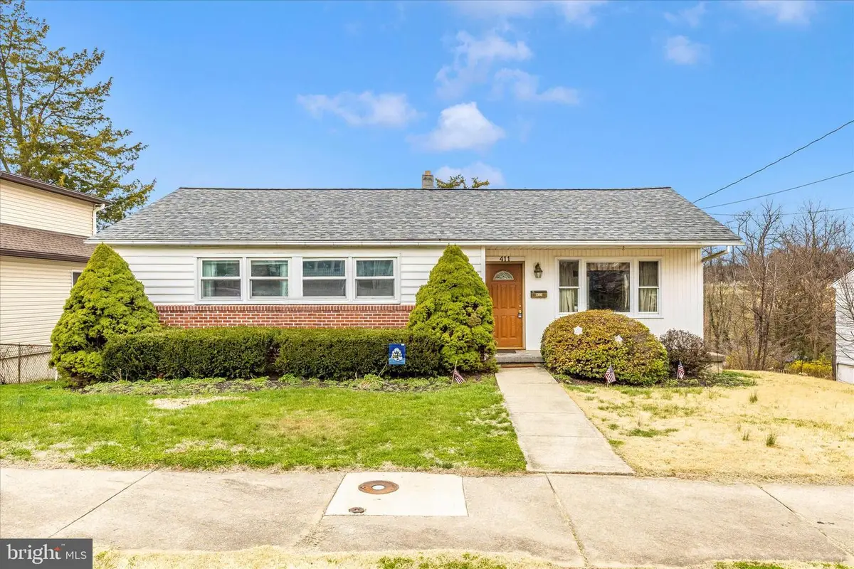 411 9th Ave, Brunswick, MD 21716 - #1