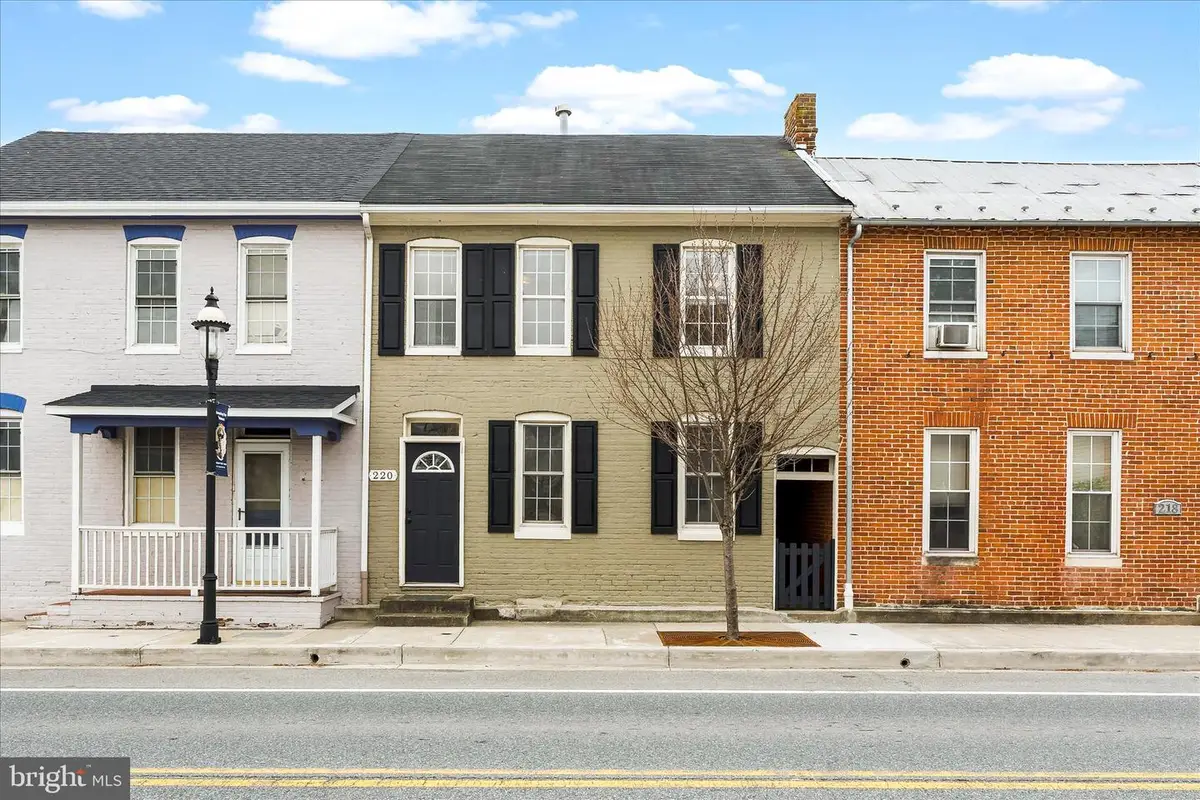 220 E Main St, Emmitsburg, MD 21727 - #1