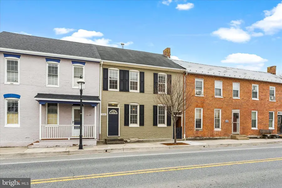 220 E Main St, Emmitsburg, MD 21727 - #3
