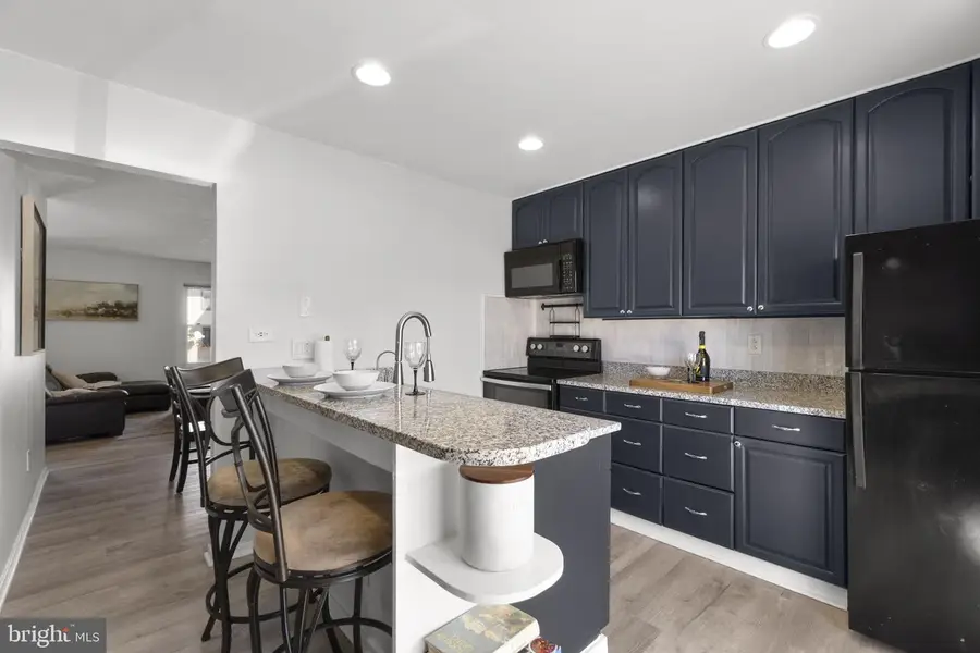 29 Mountaingate Dr, Frederick, MD 21703 - #2