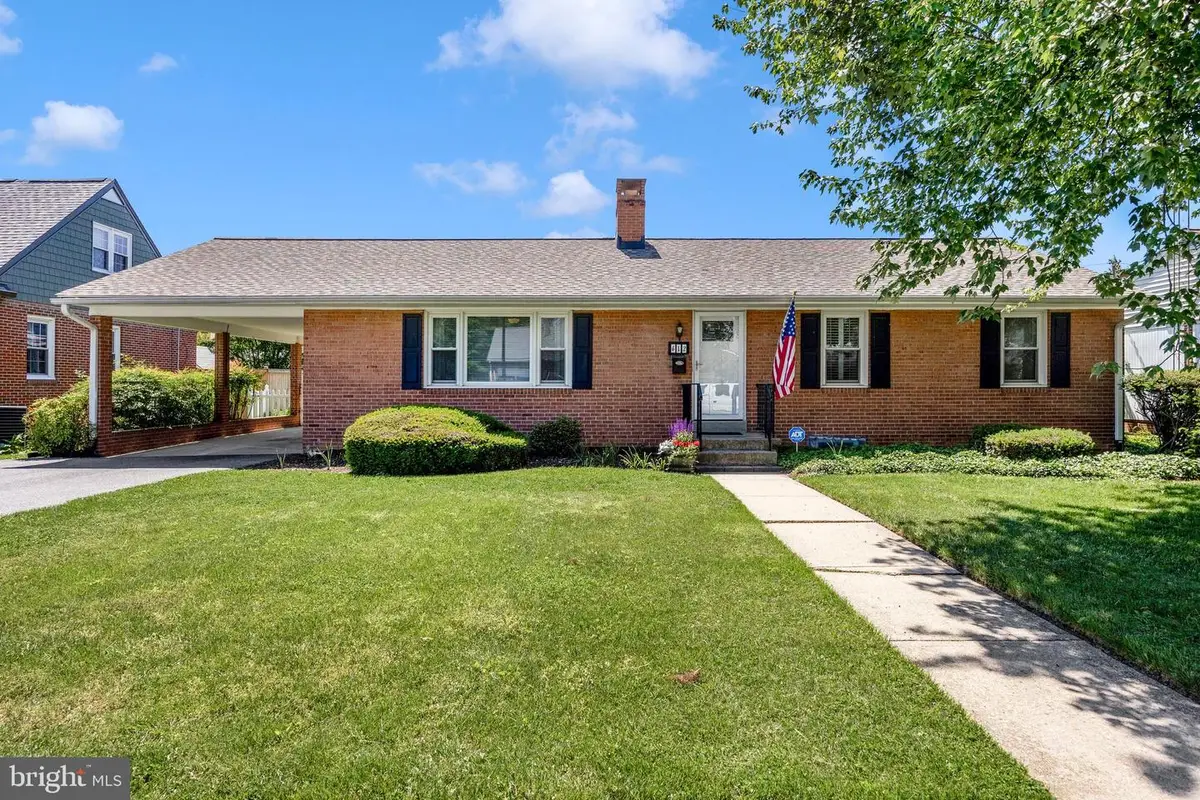 612 Schley Ave, Frederick, MD 21702 - #1