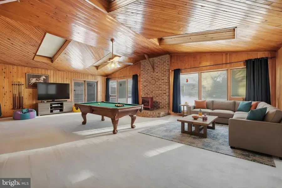 1206 Beechwood Dr, Frederick, MD 21701 - #3