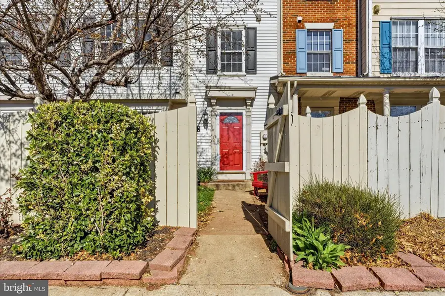 557 Boysenberry Ln, Frederick, MD 21703 - #2