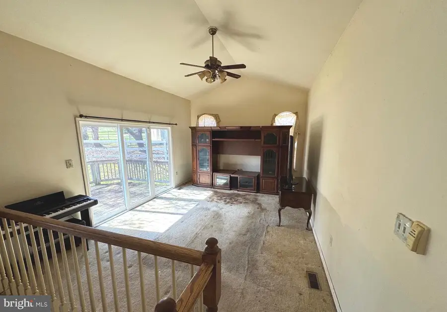 1016 Dulaney Mill Dr, Frederick, MD 21702 - #3