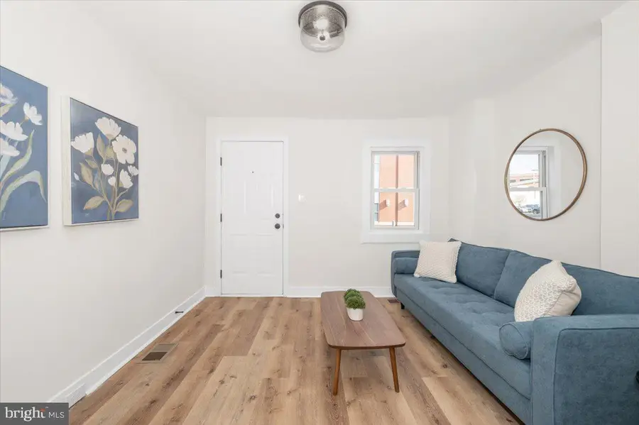 138 E South St, Frederick, MD 21701 - #2