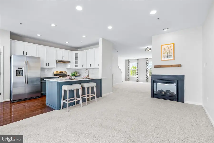 318 E Wainscot Dr, New Market, MD 21774 - #3