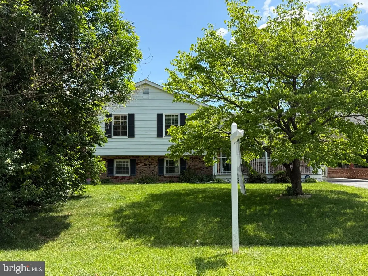 8211 Winter Snow Ct, Frederick, MD 21702 - #1