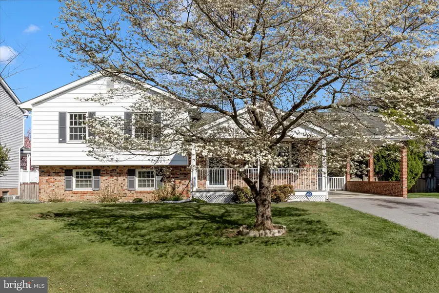 8211 Winter Snow Ct, Frederick, MD 21702 - #2