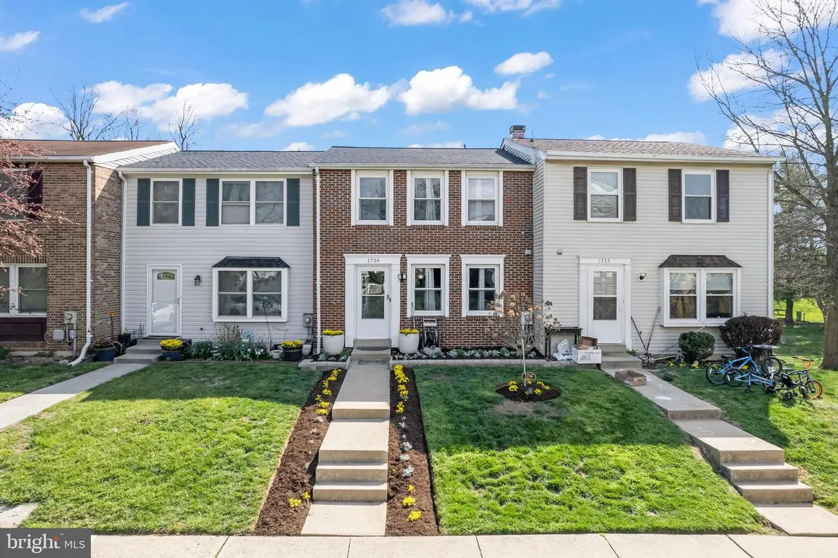 1734 Heather Ln, Frederick, MD 21702 - #1