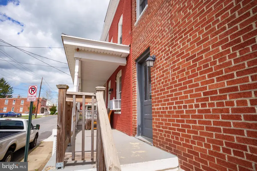 24 Hamilton Ave, Frederick, MD 21701 - #3