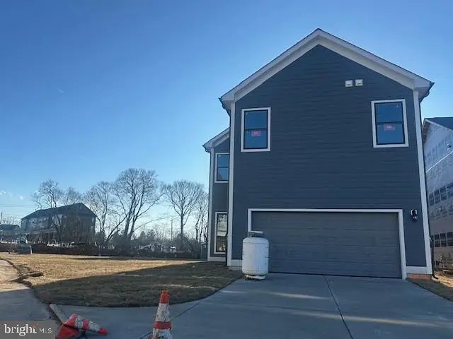 454 Hanson St, Frederick, MD 21701 - #2