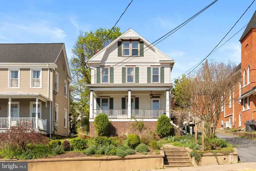 25 E A St E, Brunswick, MD 21716 - #3