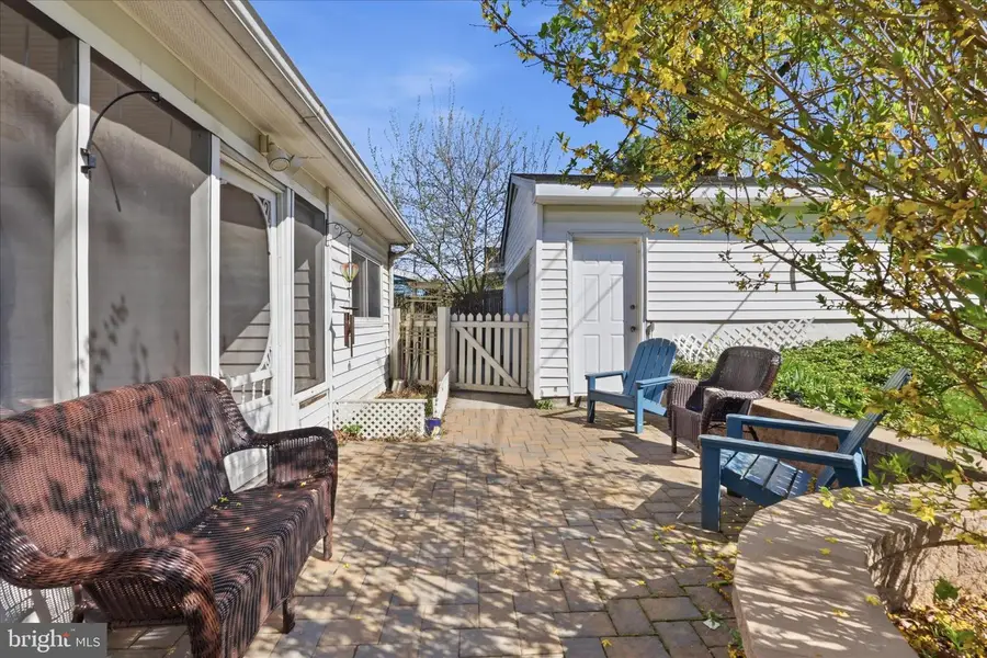 294 Pinoak Dr, Frederick, MD 21701 - #3