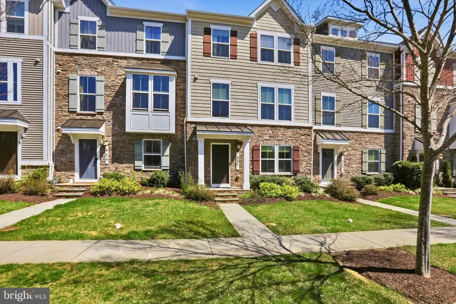 627 Potomac View Pkwy, Brunswick, MD 21716 - #2