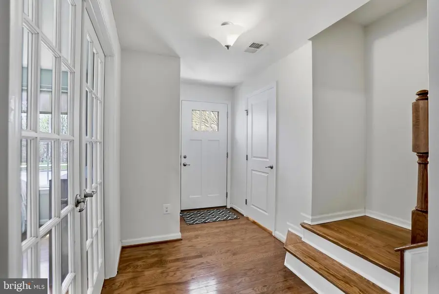 627 Potomac View Pkwy, Brunswick, MD 21716 - #3