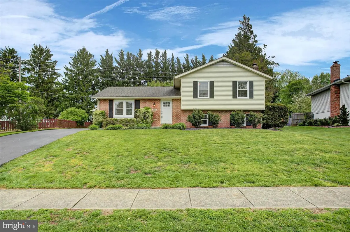 121 Albany Ave E, Walkersville, MD 21793 - #1