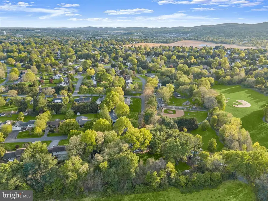 8208 Glendale Dr, Frederick, MD 21702 - #2