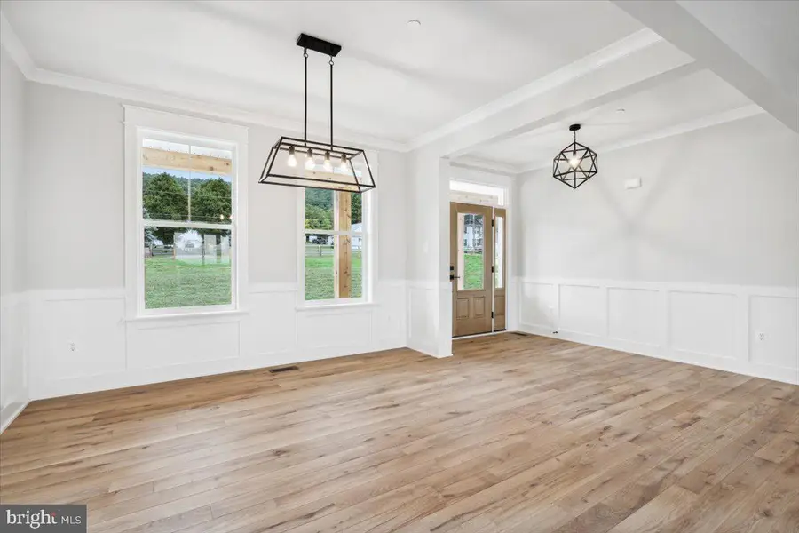 17542 Mountain Top Rd, Cascade, MD 21719 - #2