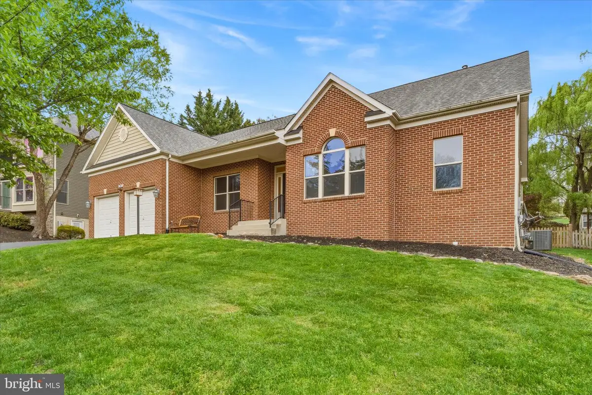 6741 Woodridge Rd, New Market, MD 21774 - #1