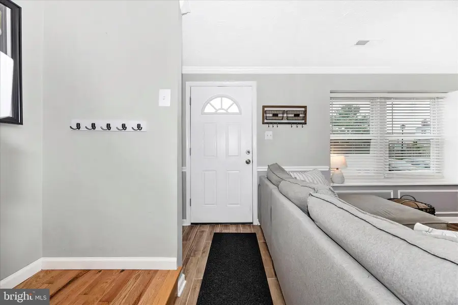 6934 Doublebrand Ct, Frederick, MD 21703 - #2