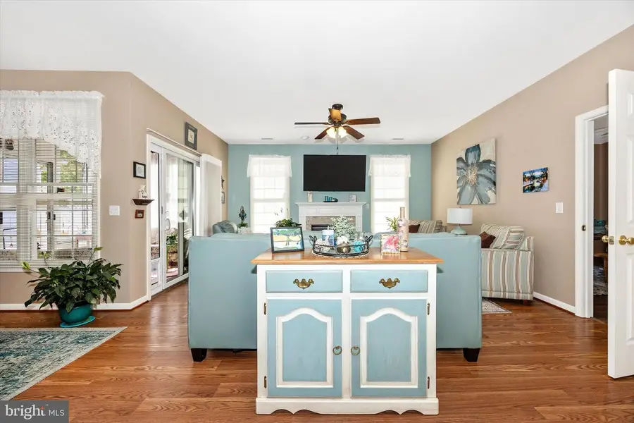 1005 Eastbourne Ter, Frederick, MD 21702 - #3