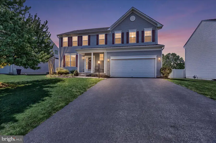 205 Solar Dr, Walkersville, MD 21793 - #2