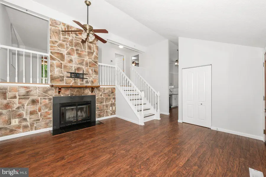 1715 Dogwood Dr, Frederick, MD 21701 - #3