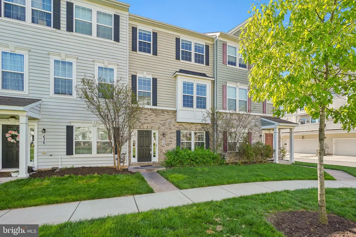 634 Blandwood Rd, Frederick, MD 21701 - #1