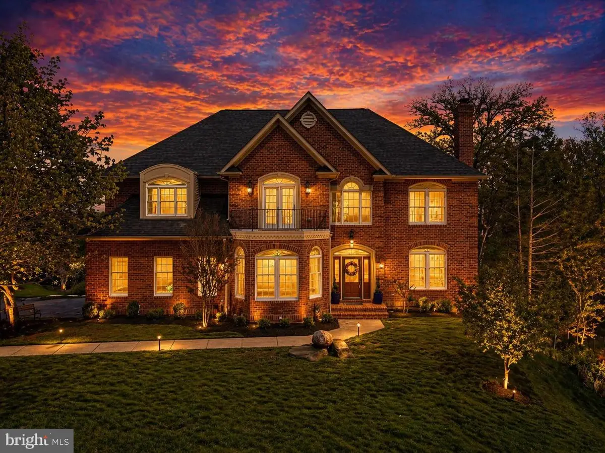 9804 Pebble Beach Ct, Ijamsville, MD 21754 - #1