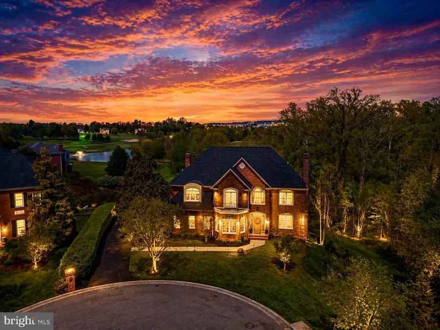 9804 Pebble Beach Ct, Ijamsville, MD 21754 - #2