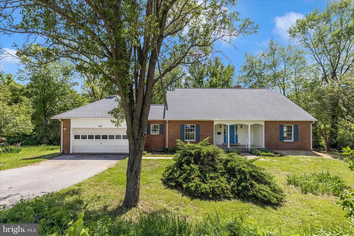 509 W Lincoln Ave, Emmitsburg, MD 21727 - #1