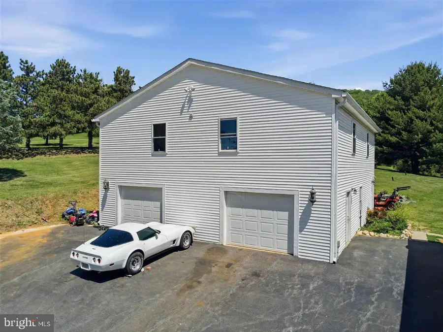 2915 Fry Rd, Jefferson, MD 21755 - #2