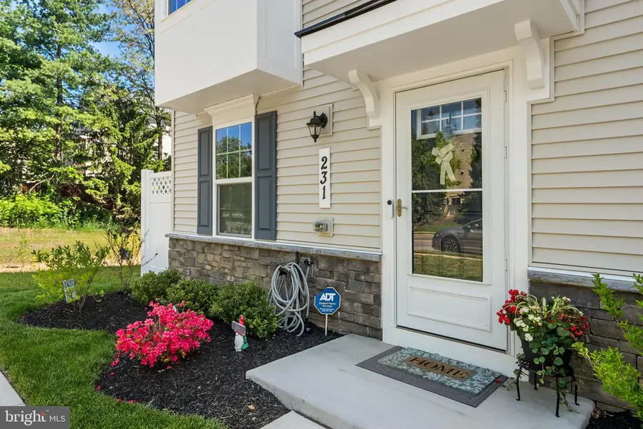 231 Bel Aire Ln, Frederick, MD 21702 - #2