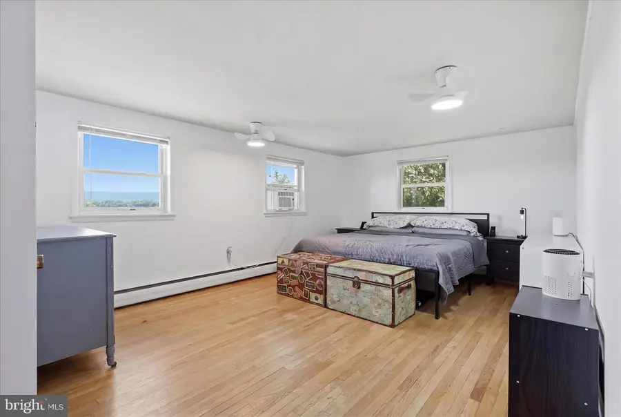 603 W B St, Brunswick, MD 21716 - #2