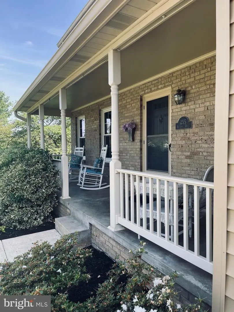 255 Braeburn Dr, Walkersville, MD 21793 - #2