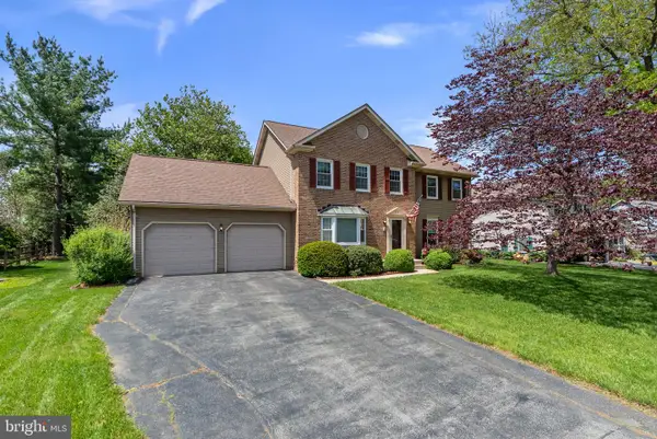 205 Oakmanor Way, WALKERSVILLE, MD 21793