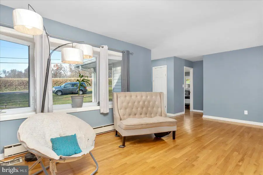 14731 Harrisville Rd, Mount Airy, MD 21771 - #2