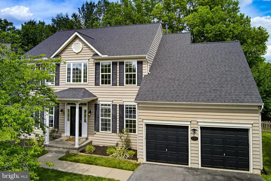 231 Cornell Dr, Woodsboro, MD 21798 - #2