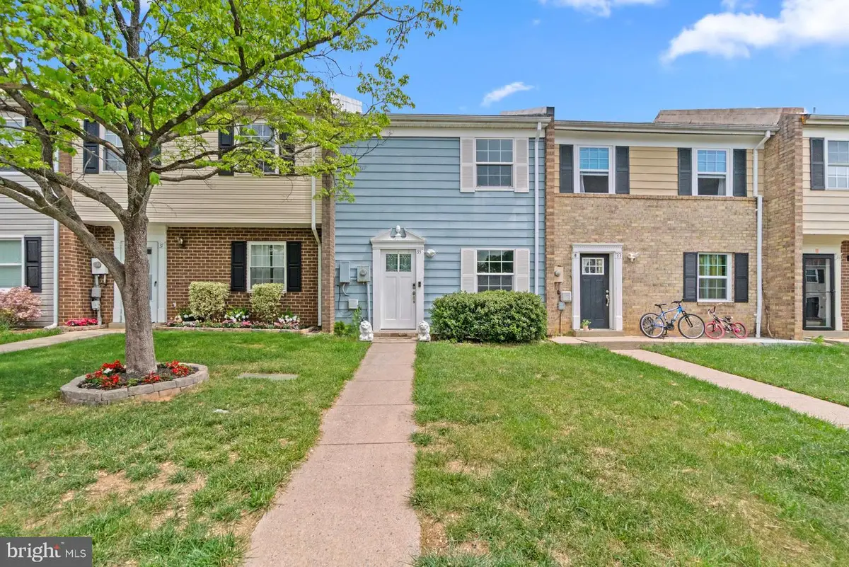 35 Vienna Ct, Frederick, MD 21702 - #1