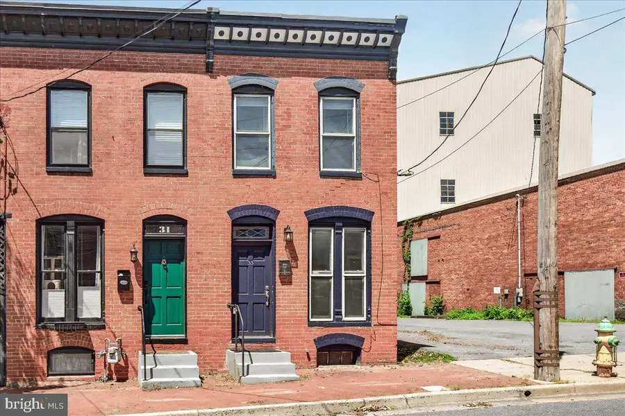 33 E South St, Frederick, MD 21701 - #2